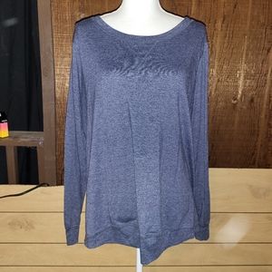Womans Long sleeve shirt